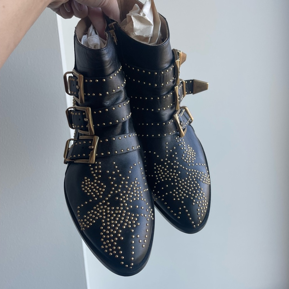 Chloe Black and Gold Ankle Boots - Picture 5 of 7